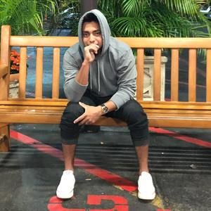 Meet your Posher, Martin